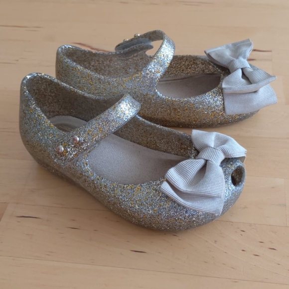 gold glitter mary jane shoes